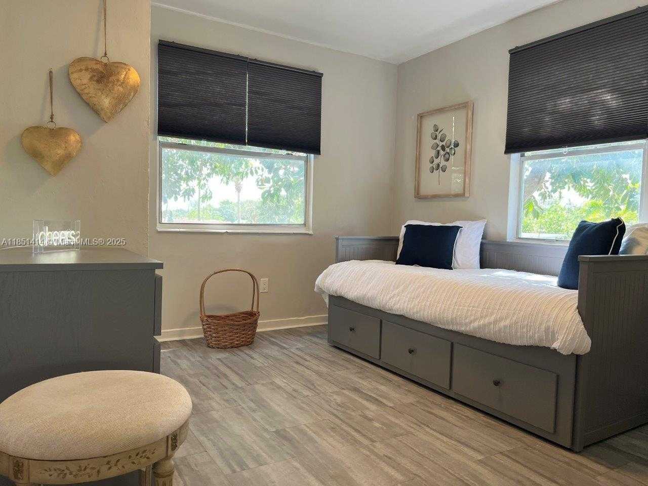 Small Image of 2205 ROOSEVELT ST, Hollywood Number 21