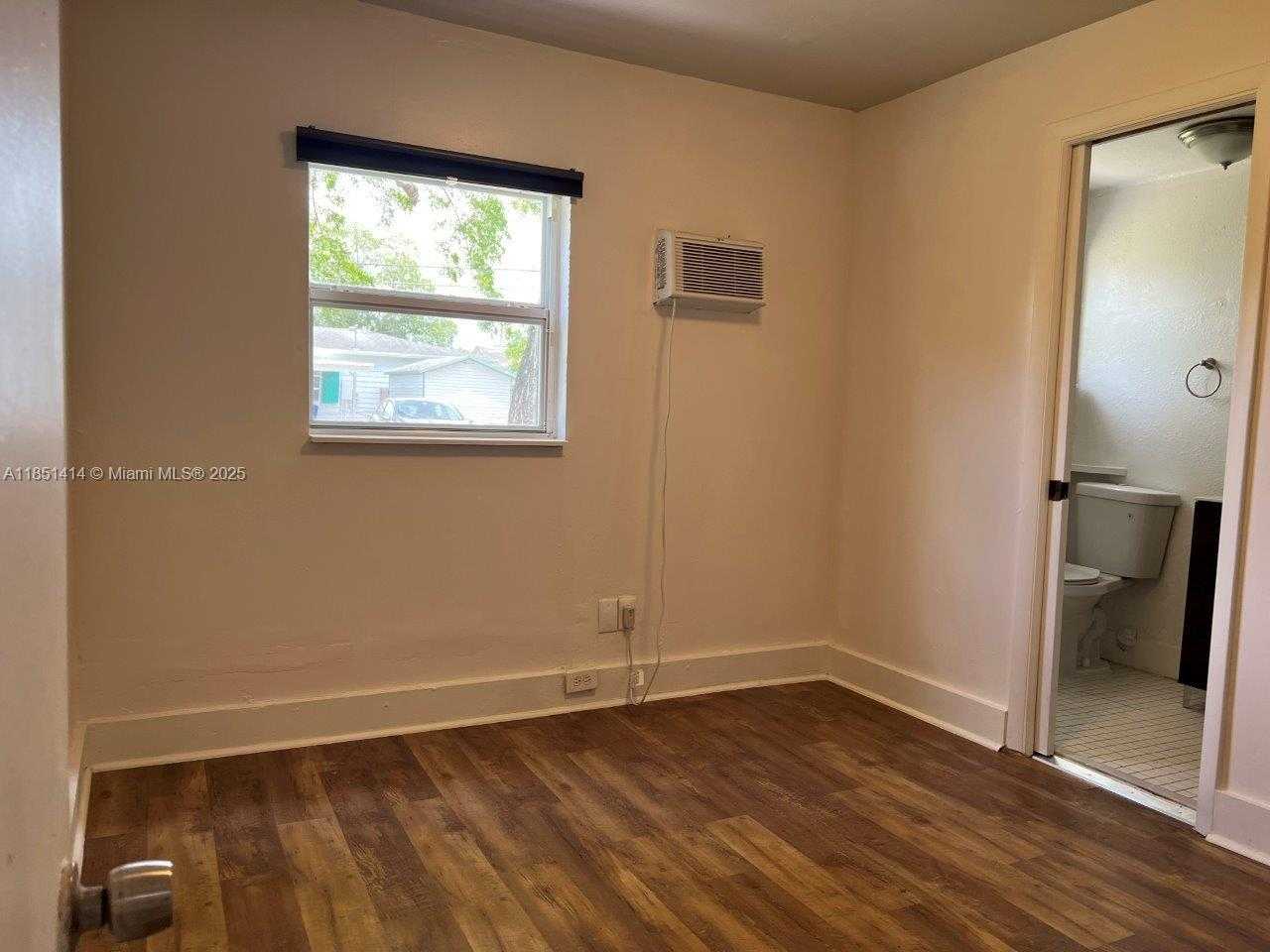 Small Image of 2205 ROOSEVELT ST, Hollywood Number 22