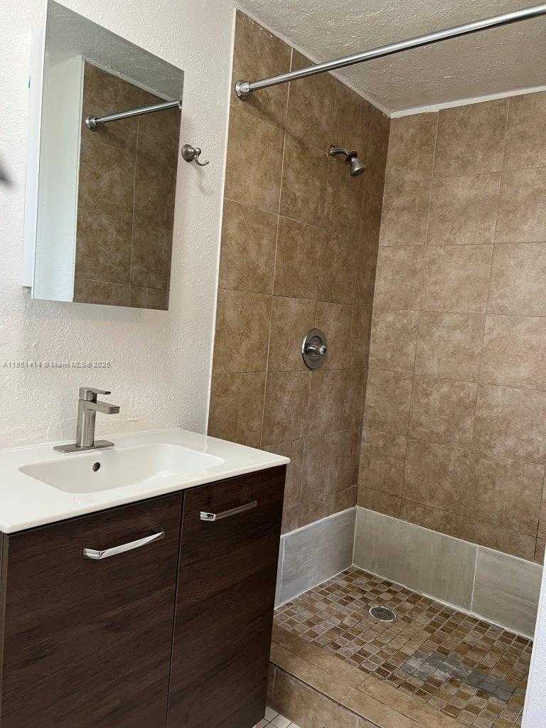 Small Image of 2205 ROOSEVELT ST, Hollywood Number 25