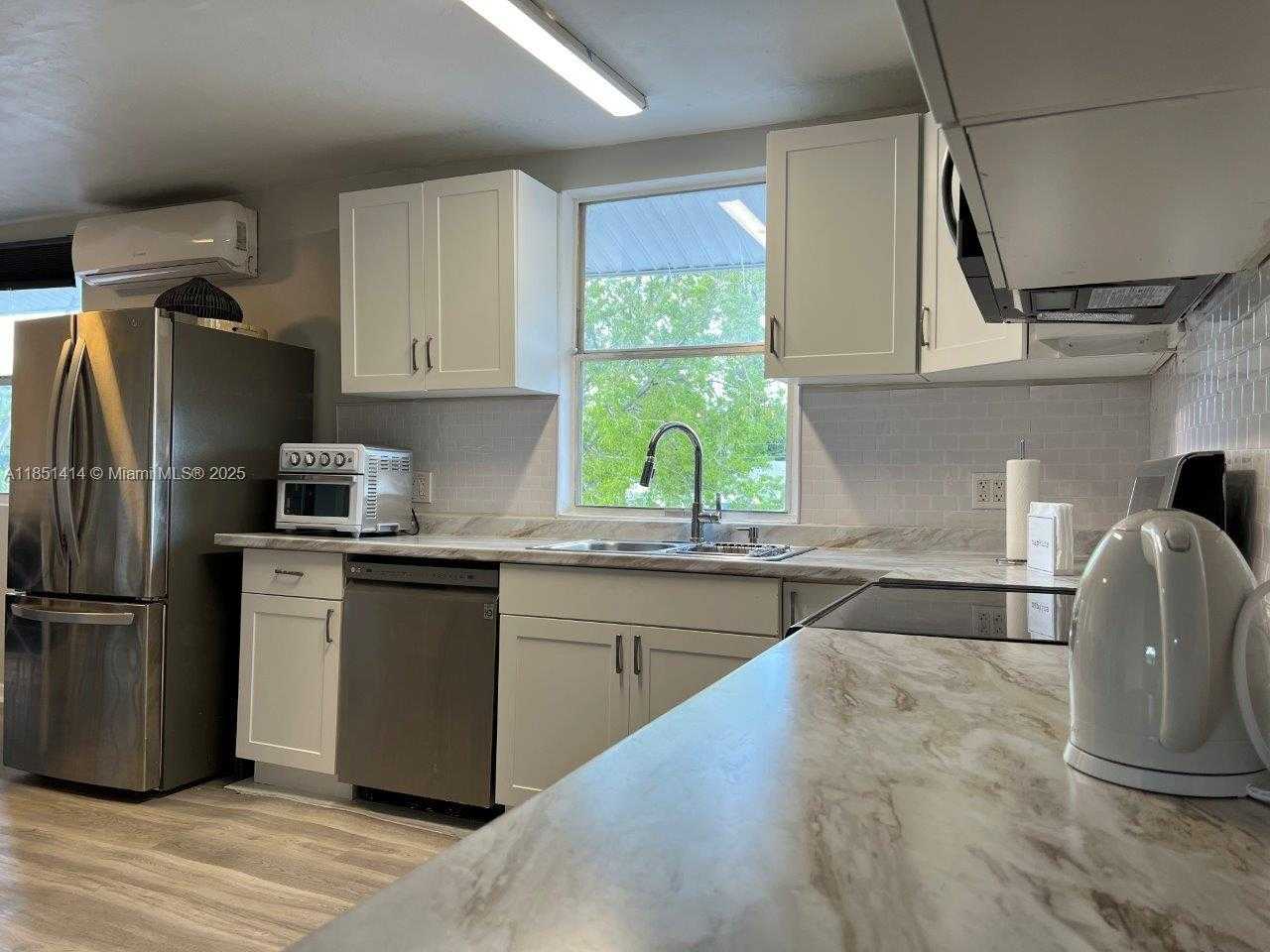 Small Image of 2205 ROOSEVELT ST, Hollywood Number 40