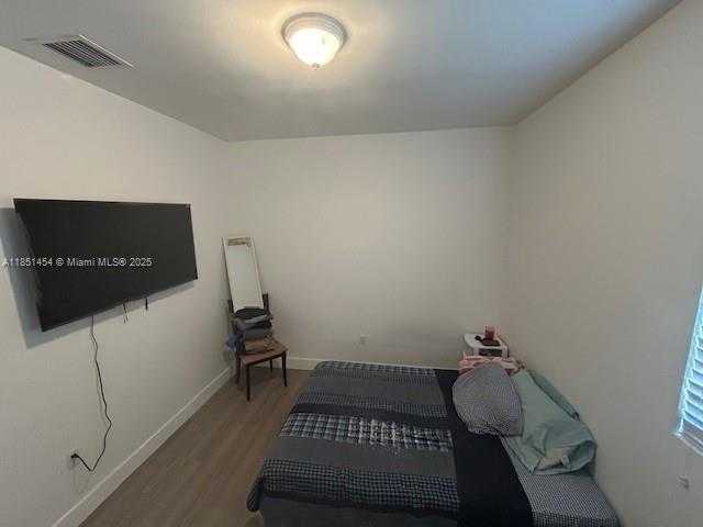 Small Image of 3066 NORTH WEST 92ND ST, Miami Number 10