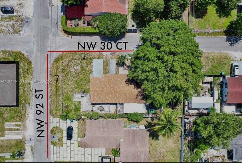 Small Image of 3066 NORTH WEST 92ND ST, Miami Number 20