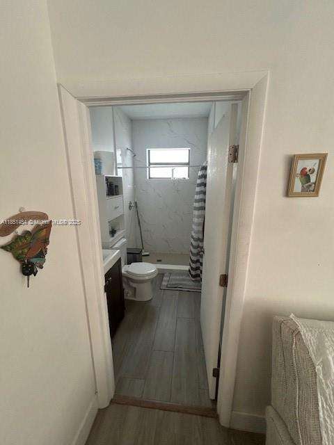 Small Image of 3066 NORTH WEST 92ND ST, Miami Number 4