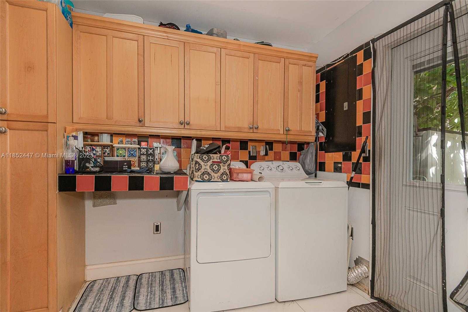 Small Image of 1521 NORTH EAST 131ST ST, North Miami Number 28