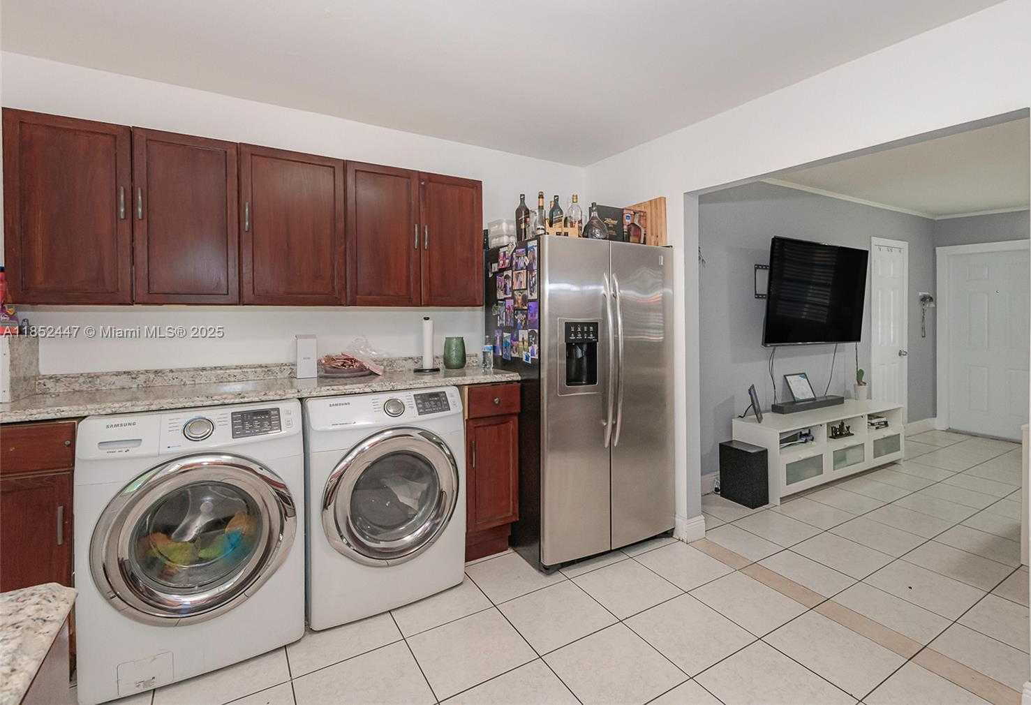 Small Image of 1521 NORTH EAST 131ST ST, North Miami Number 9