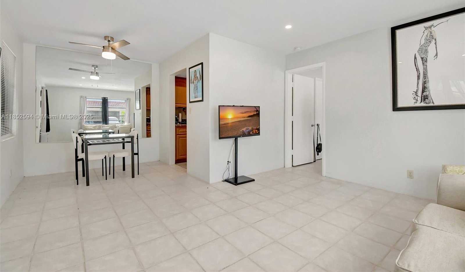 Small Image of 1213 SOUTH EAST 1ST ST, Fort Lauderdale Number 10
