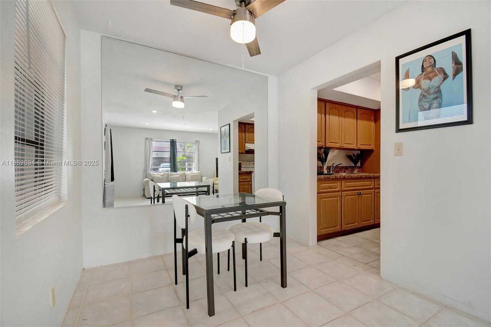 Small Image of 1213 SOUTH EAST 1ST ST, Fort Lauderdale Number 11