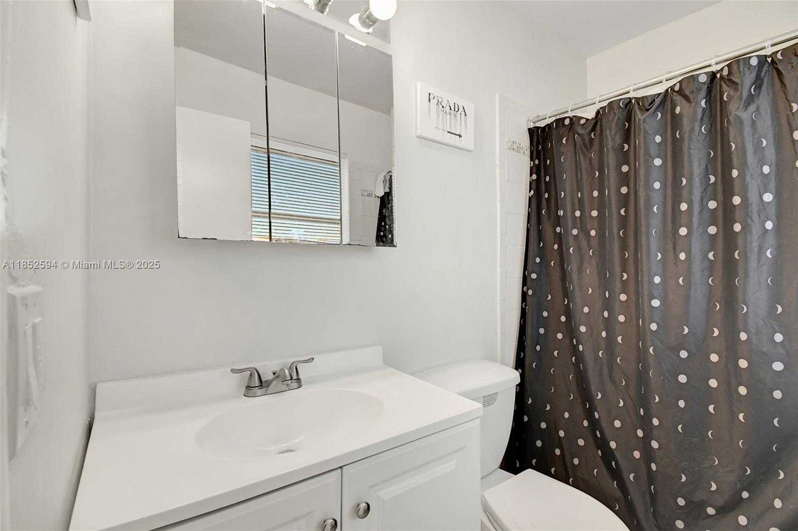 Small Image of 1213 SOUTH EAST 1ST ST, Fort Lauderdale Number 20