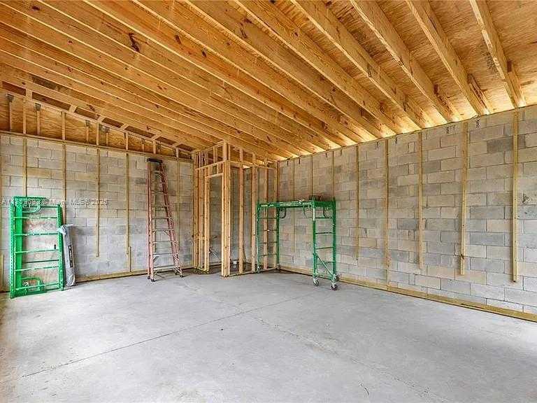 Small Image of 19925 SOUTH QUINELLA STREET, Orlando Number 33