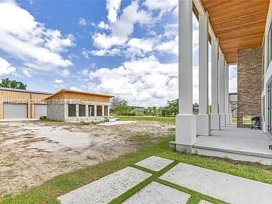 Small Image of 19925 SOUTH QUINELLA STREET, Orlando Number 35