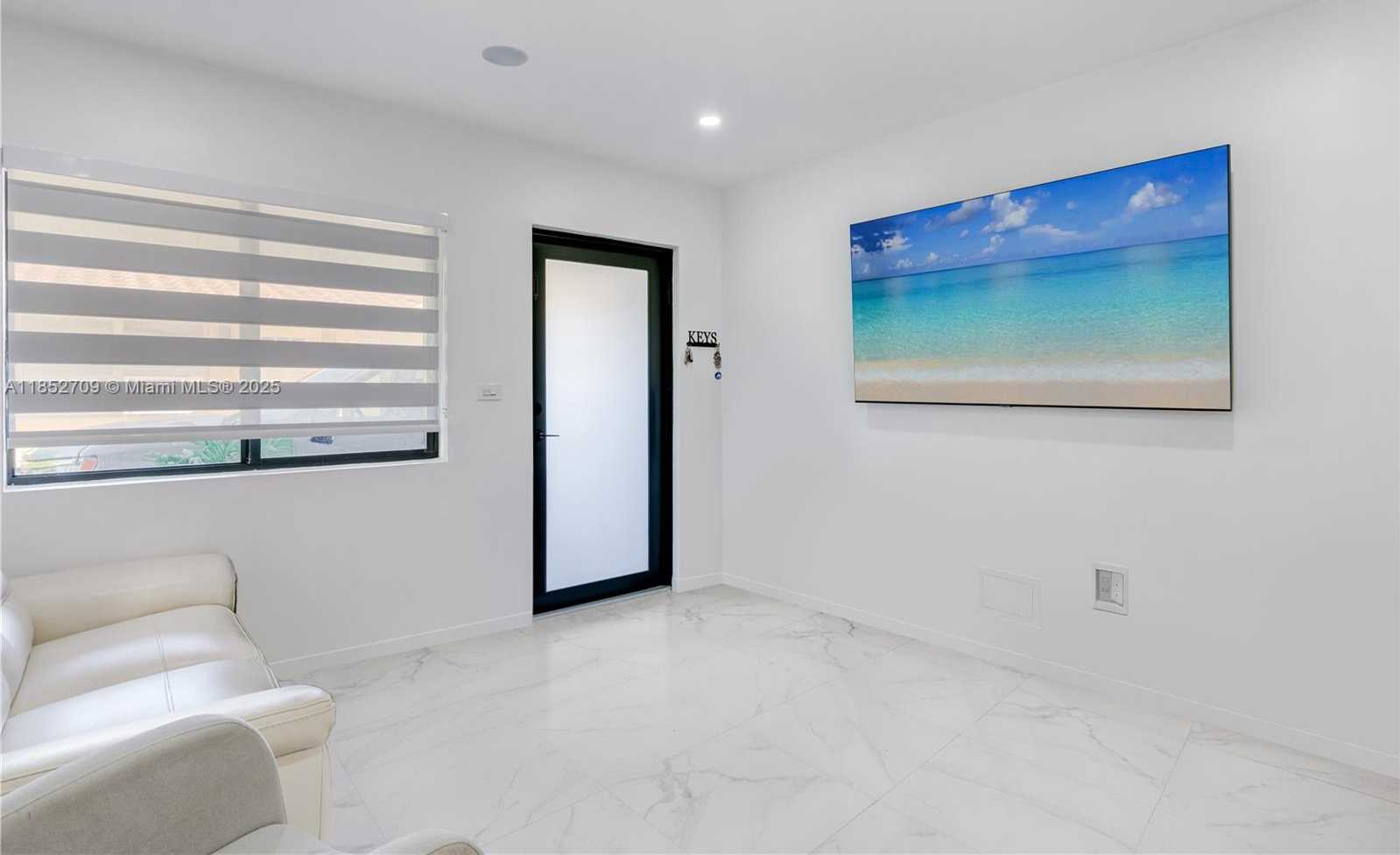 Small Image of 9311 SOUTH WEST 37TH ST #3, Miami Number 14