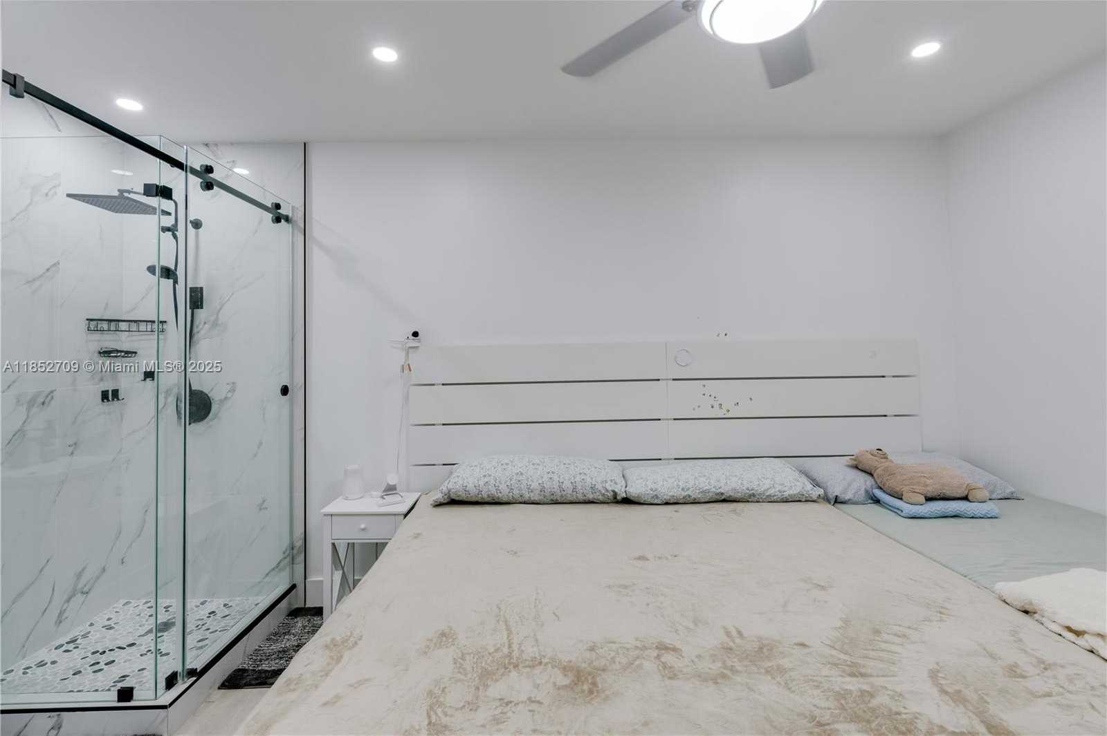 Small Image of 9311 SOUTH WEST 37TH ST #3, Miami Number 19