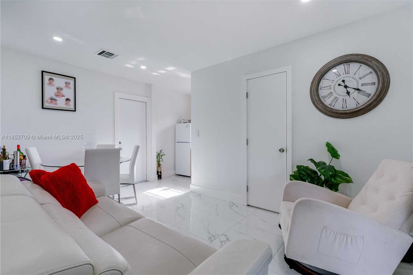 Small Image of 9311 SOUTH WEST 37TH ST #3, Miami Number 22