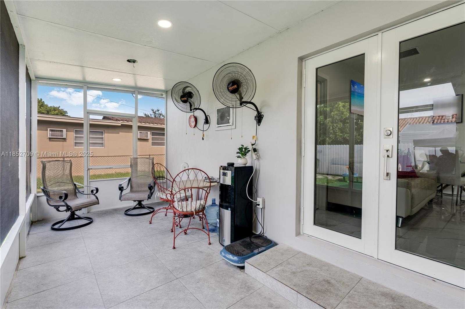 Small Image of 9311 SOUTH WEST 37TH ST #3, Miami Number 27