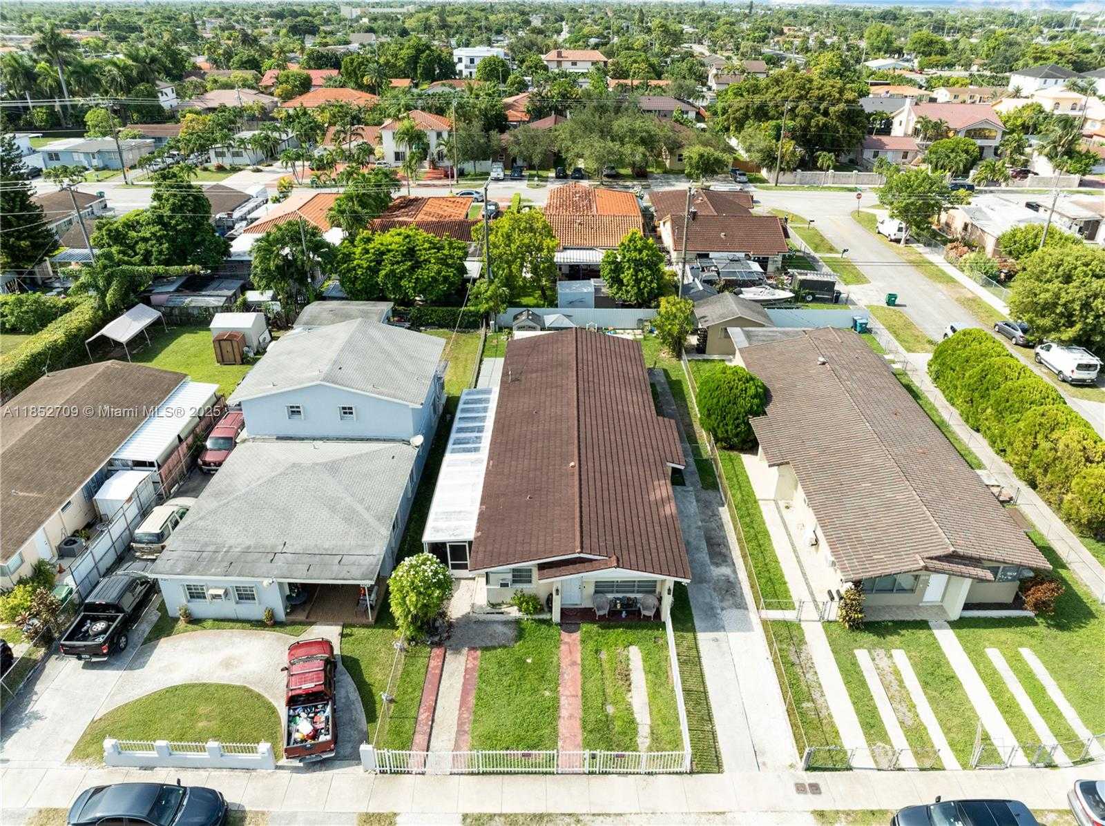 Small Image of 9311 SOUTH WEST 37TH ST #3, Miami Number 38