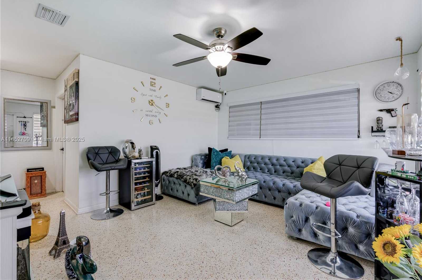 Small Image of 9311 SOUTH WEST 37TH ST #3, Miami Number 6