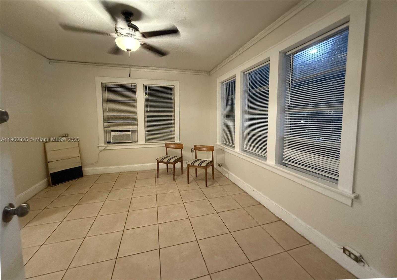 Small Image of 527 SOUTH WEST 7TH CT #8, Miami Number 3