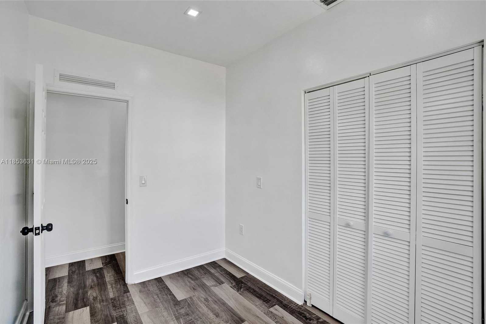Small Image of 2135 SOUTH WEST 4TH STREET, Miami Number 16