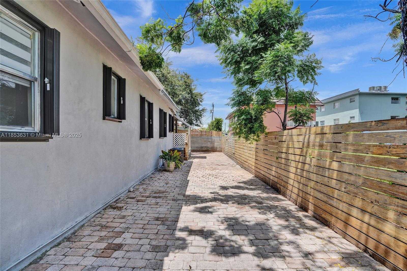 Small Image of 2135 SOUTH WEST 4TH STREET, Miami Number 22