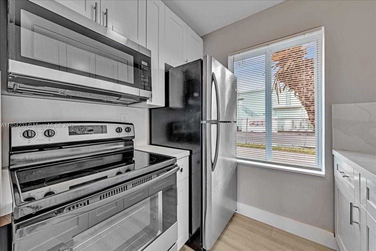 Small Image of 108 SOUTH EAST 23RD ST #2, Fort Lauderdale Number 24
