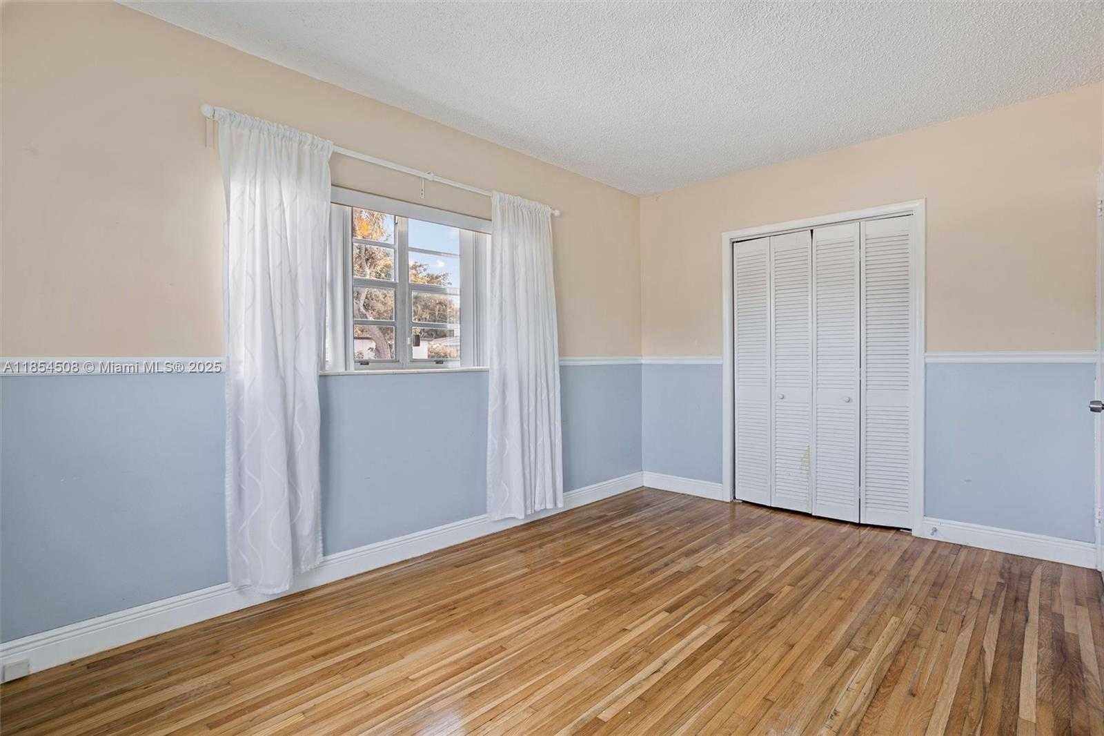 Small Image of 1701 SOUTH WEST 21ST ST #2, Miami Number 12