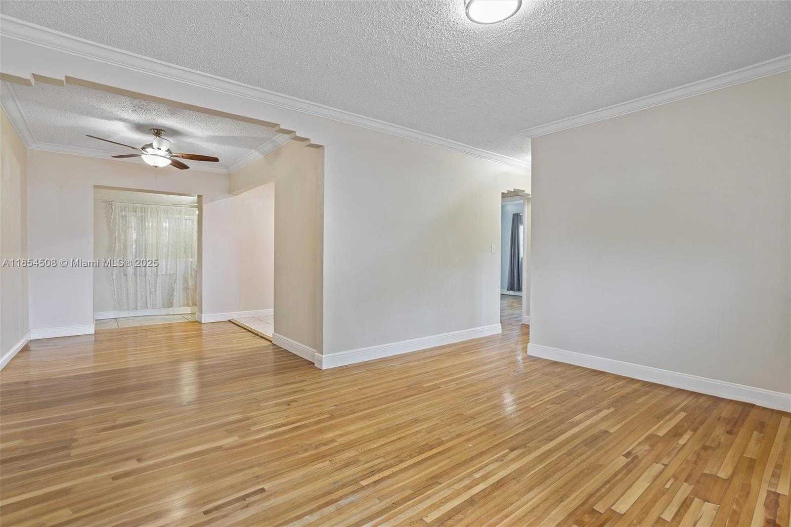 Small Image of 1701 SOUTH WEST 21ST ST #2, Miami Number 4