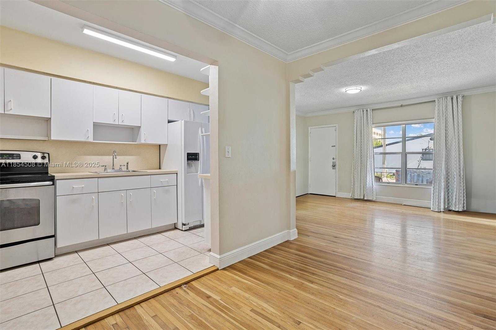 Small Image of 1701 SOUTH WEST 21ST ST #2, Miami Number 5