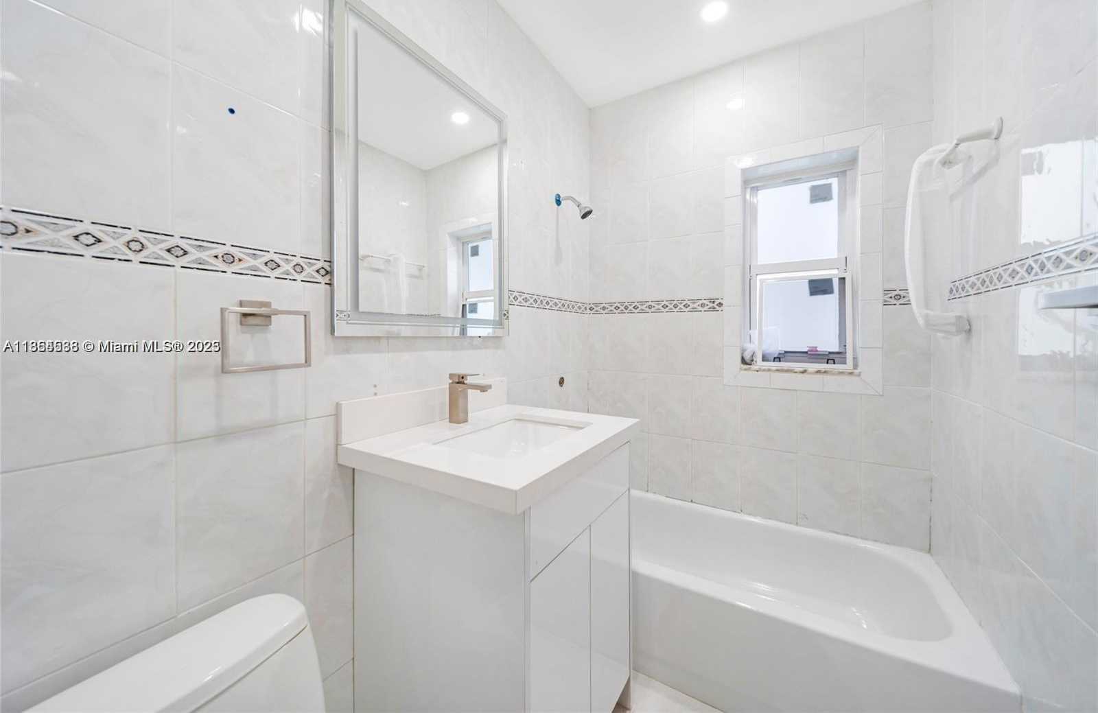 Small Image of 11020 NORTH EAST 10TH AVE, Biscayne Park Number 10