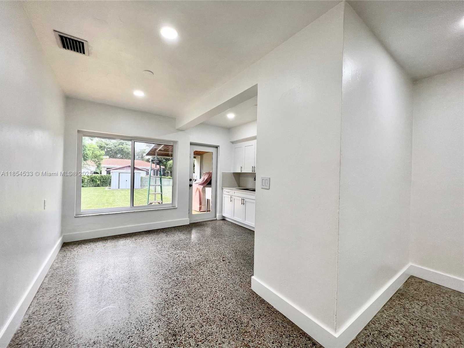 Small Image of 11020 NORTH EAST 10TH AVE, Biscayne Park Number 15