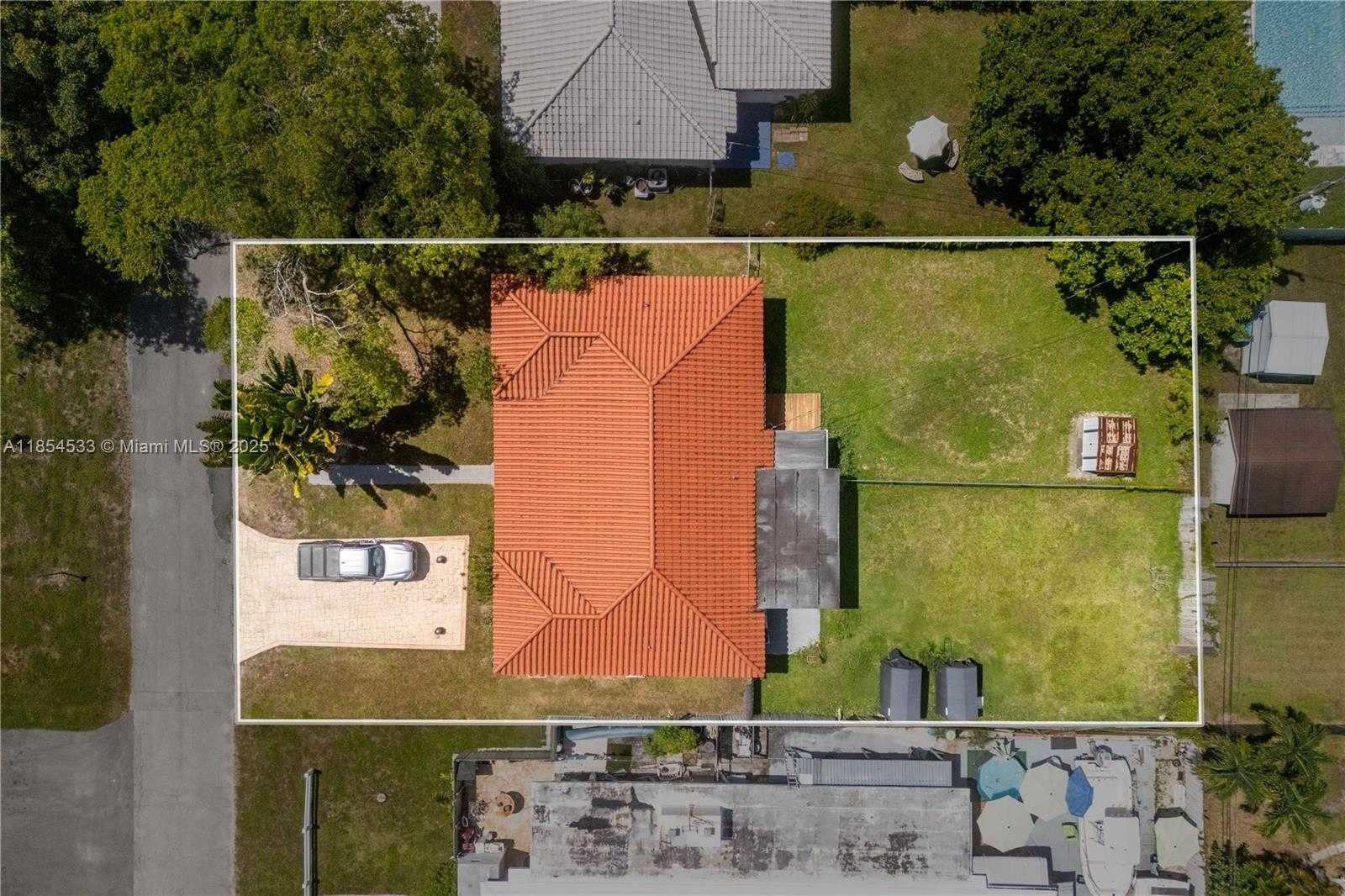 Small Image of 11020 NORTH EAST 10TH AVE, Biscayne Park Number 3