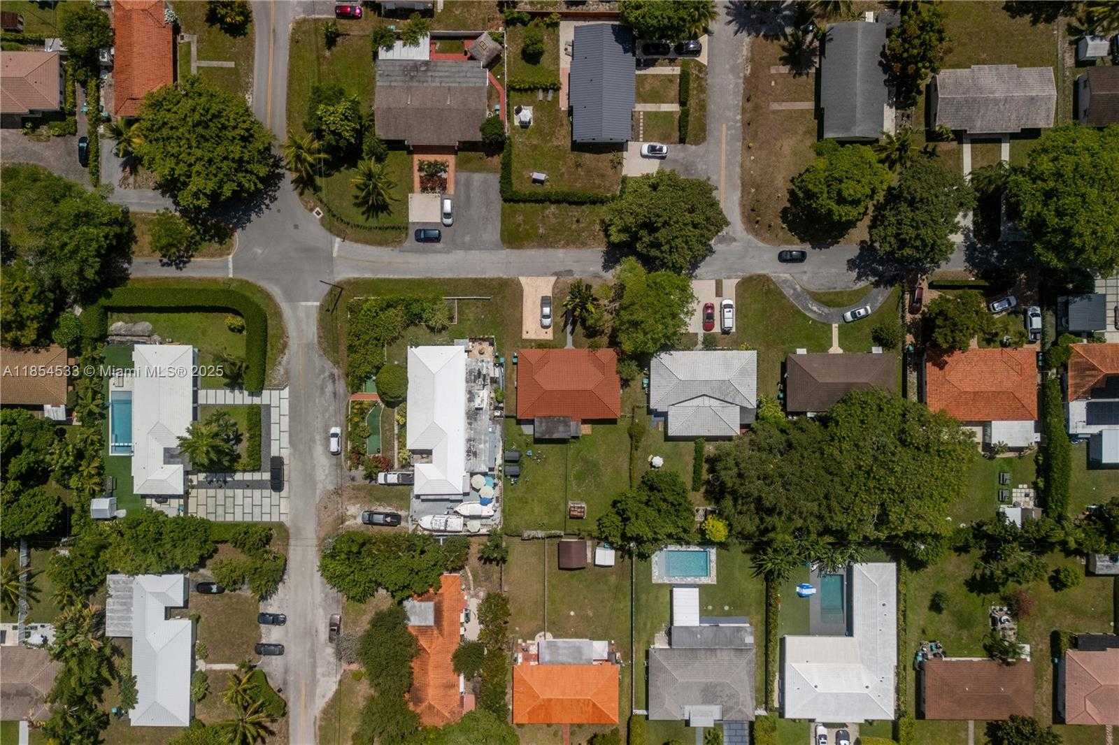 Small Image of 11020 NORTH EAST 10TH AVE, Biscayne Park Number 36