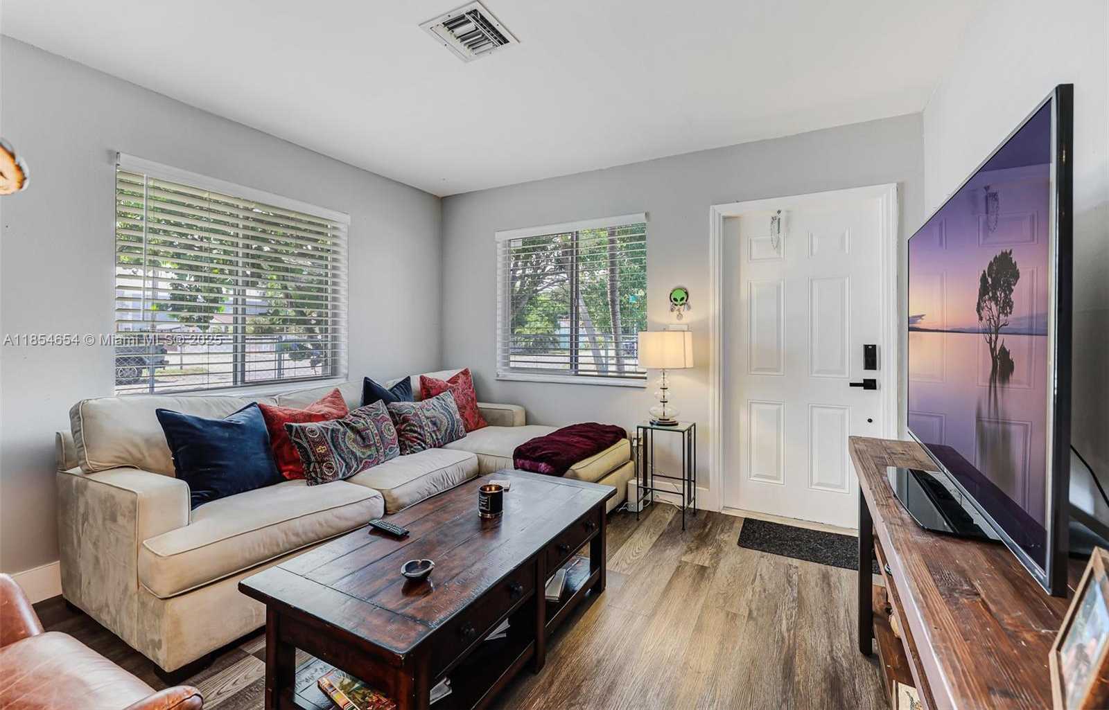 Small Image of 97 NORTH WEST 47TH CT #2, Miami Number 30