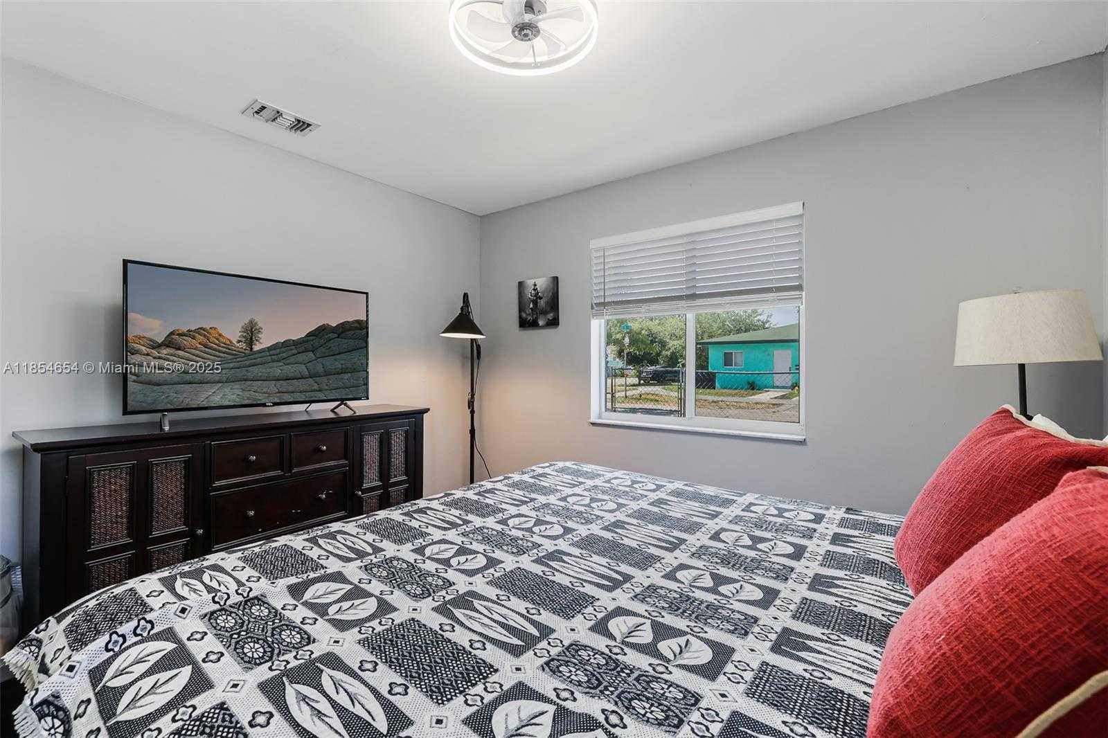 Small Image of 97 NORTH WEST 47TH CT #2, Miami Number 39