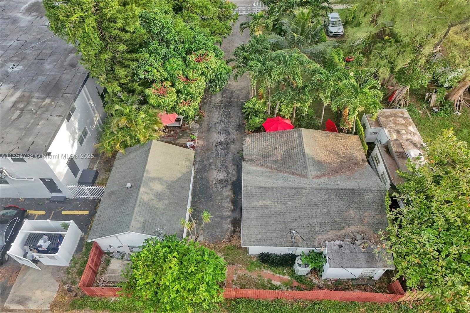Small Image of 48 SOUTH WEST 14TH ST, Dania Beach Number 24
