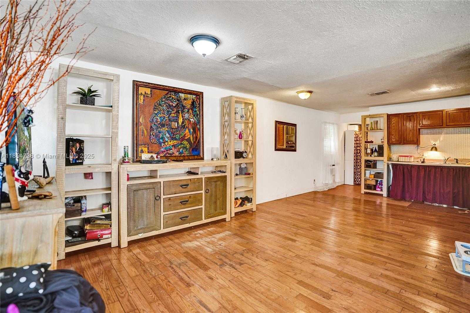 Small Image of 48 SOUTH WEST 14TH ST, Dania Beach Number 8