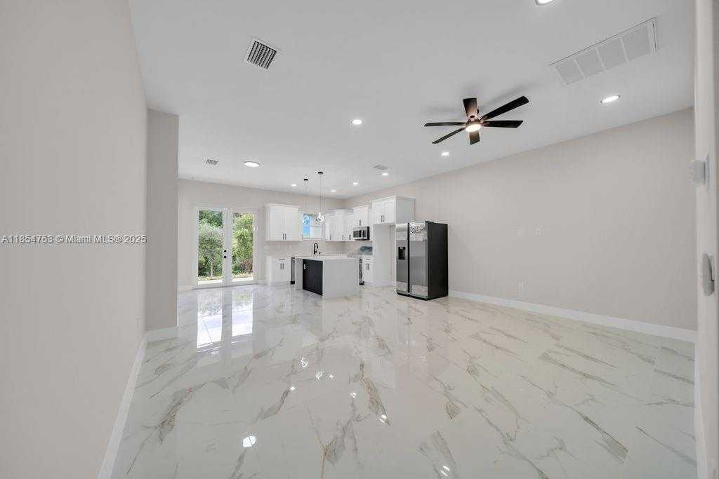 Small Image of 732 JACK AVE S, Lehigh Acres Number 4