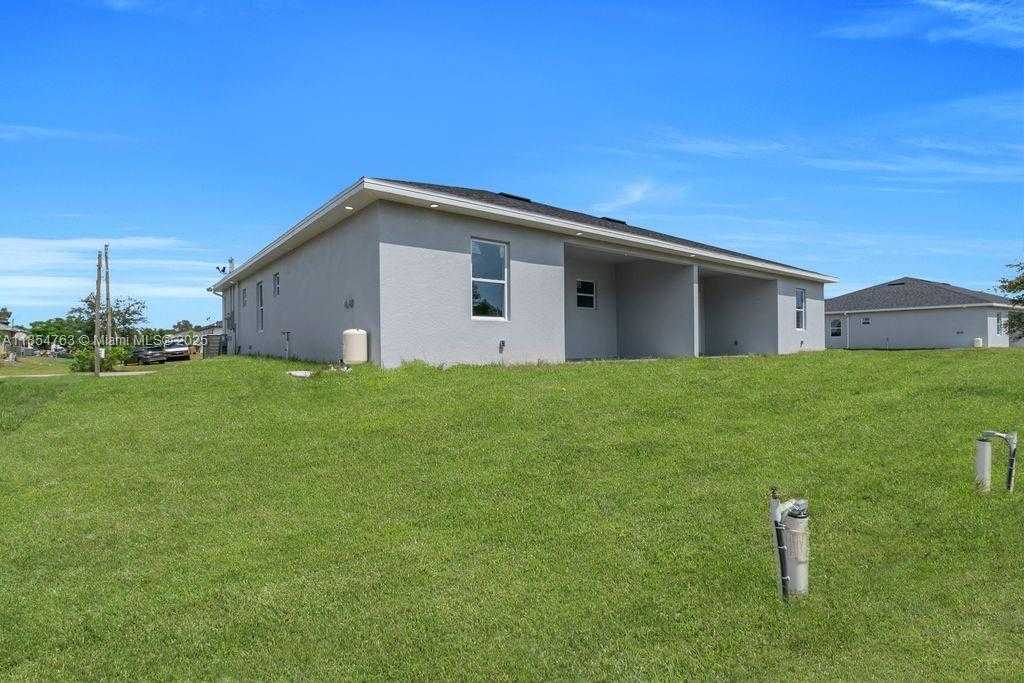 Small Image of 732 JACK AVE S, Lehigh Acres Number 48
