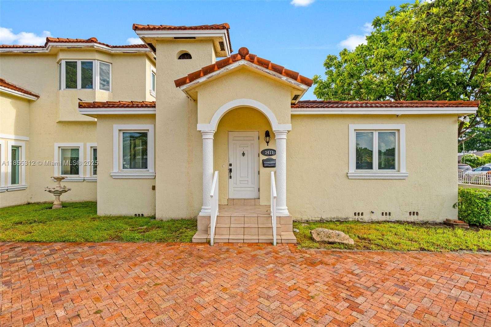 Small Image of 3411 SOUTH WEST 27TH ST, Miami Number 36