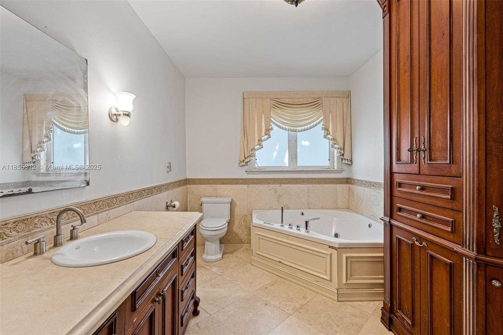 Small Image of 3411 SOUTH WEST 27TH ST, Miami Number 53