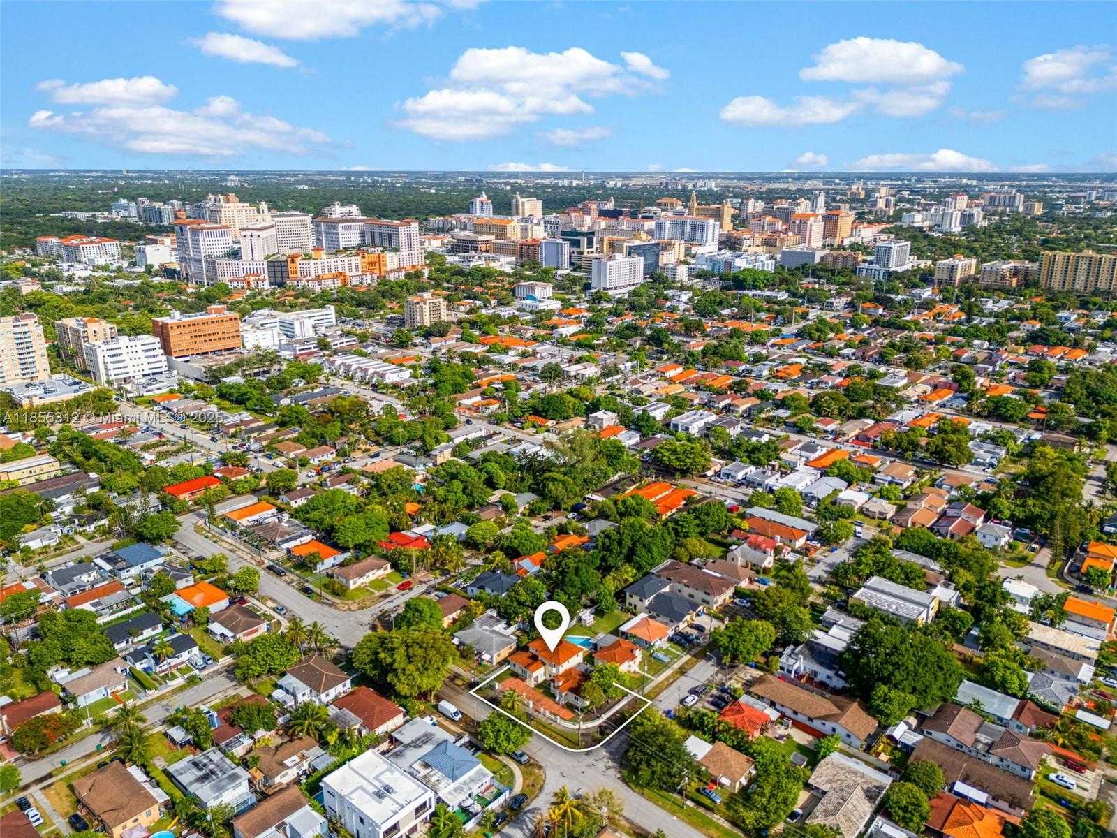 Small Image of 3411 SOUTH WEST 27TH ST, Miami Number 65