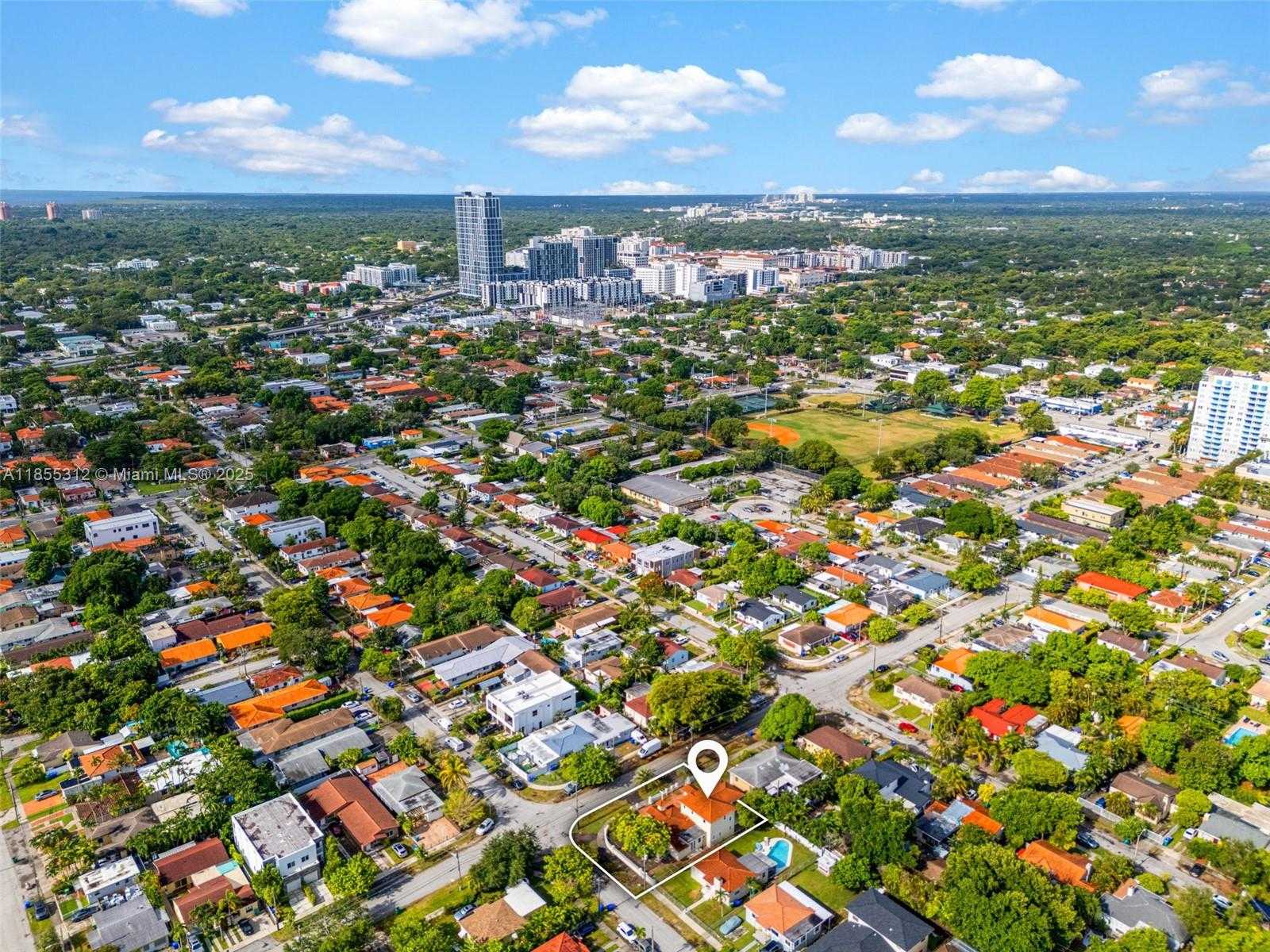 Small Image of 3411 SOUTH WEST 27TH ST, Miami Number 66