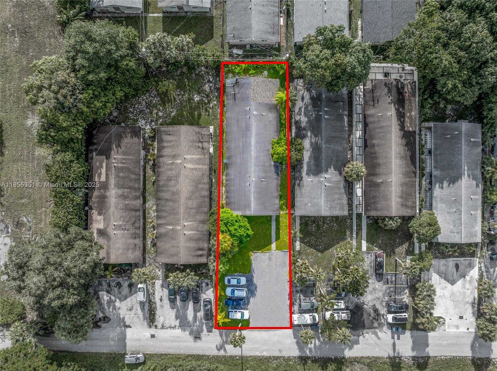 Small Image of 700 SOUTH WEST 16TH AVE, Fort Lauderdale Number 14