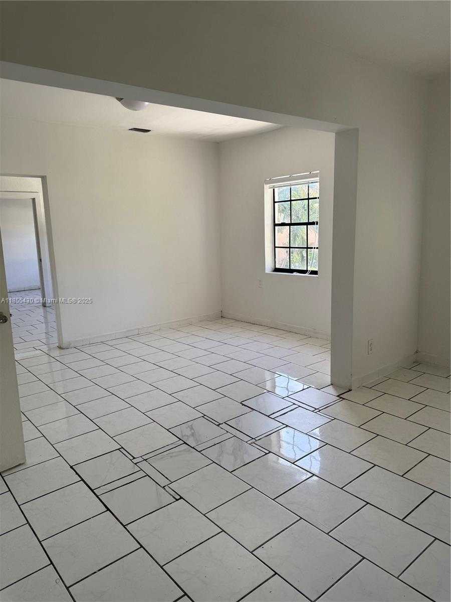 Small Image of 2134 SOUTH WEST 11TH ST, Miami Number 3