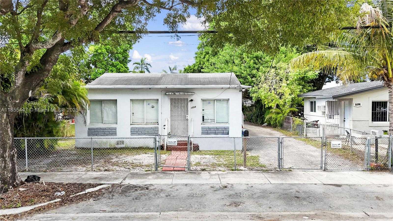 Small Image of 1554 NORTH WEST 58TH ST, Miami Number 2