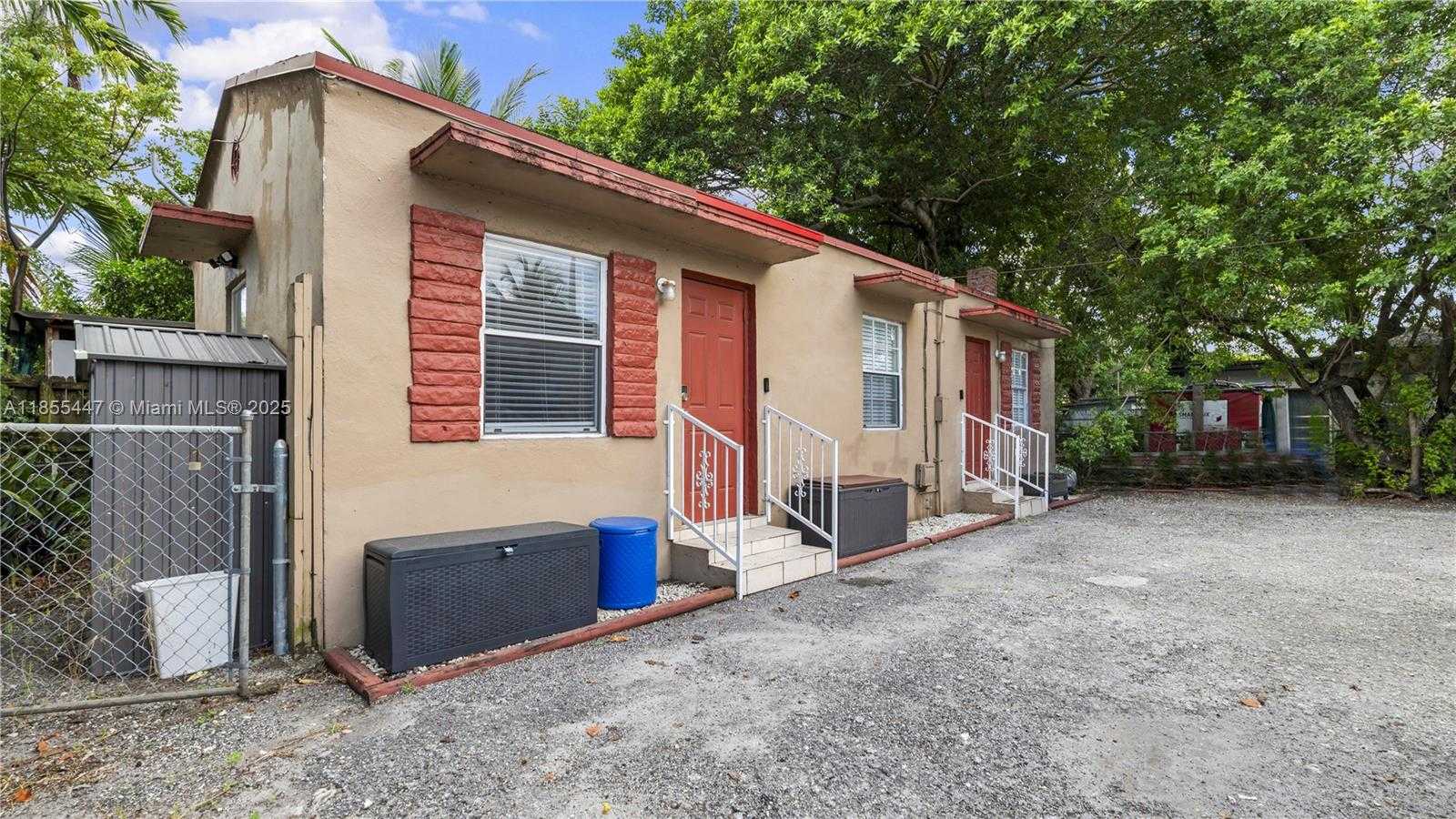 Small Image of 1554 NORTH WEST 58TH ST, Miami Number 20
