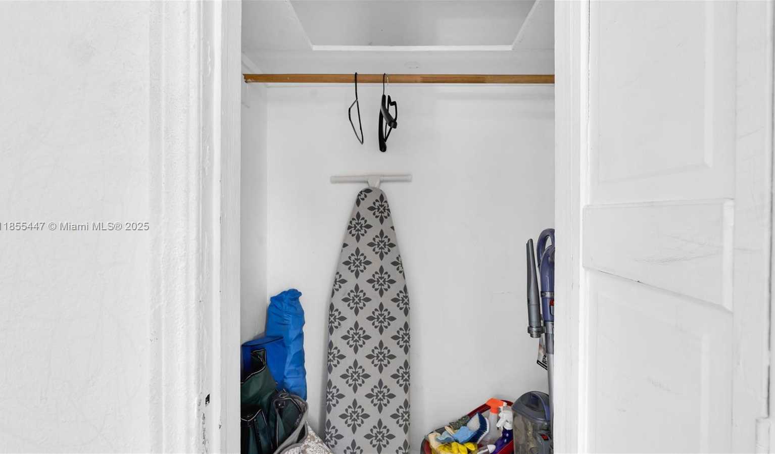 Small Image of 1554 NORTH WEST 58TH ST, Miami Number 31