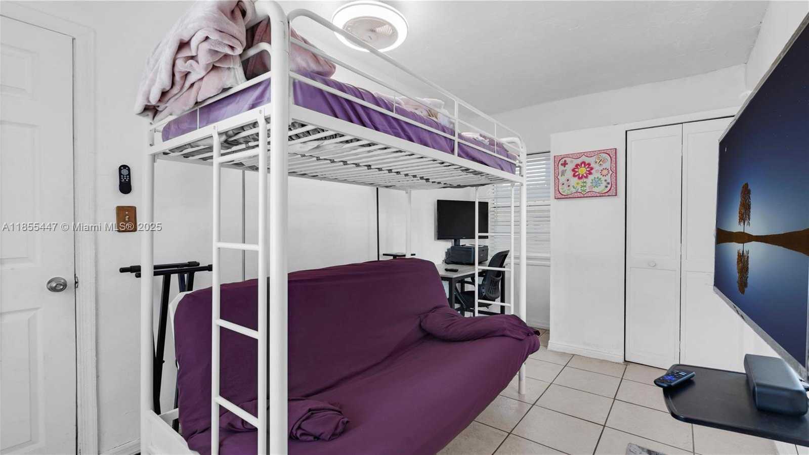 Small Image of 1554 NORTH WEST 58TH ST, Miami Number 32