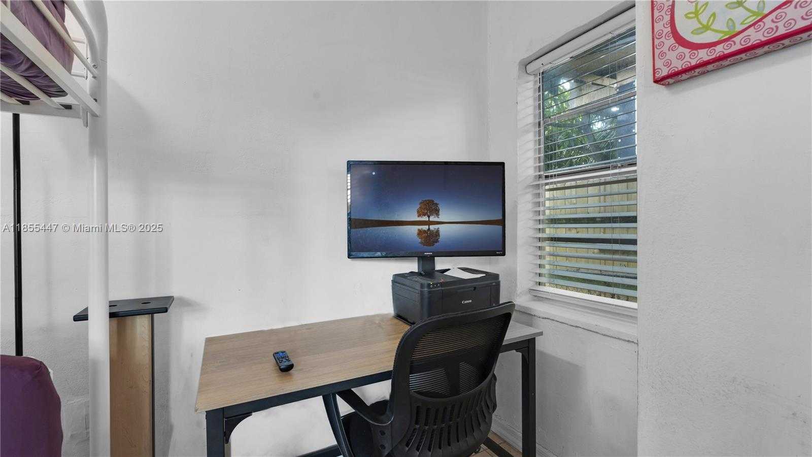 Small Image of 1554 NORTH WEST 58TH ST, Miami Number 33