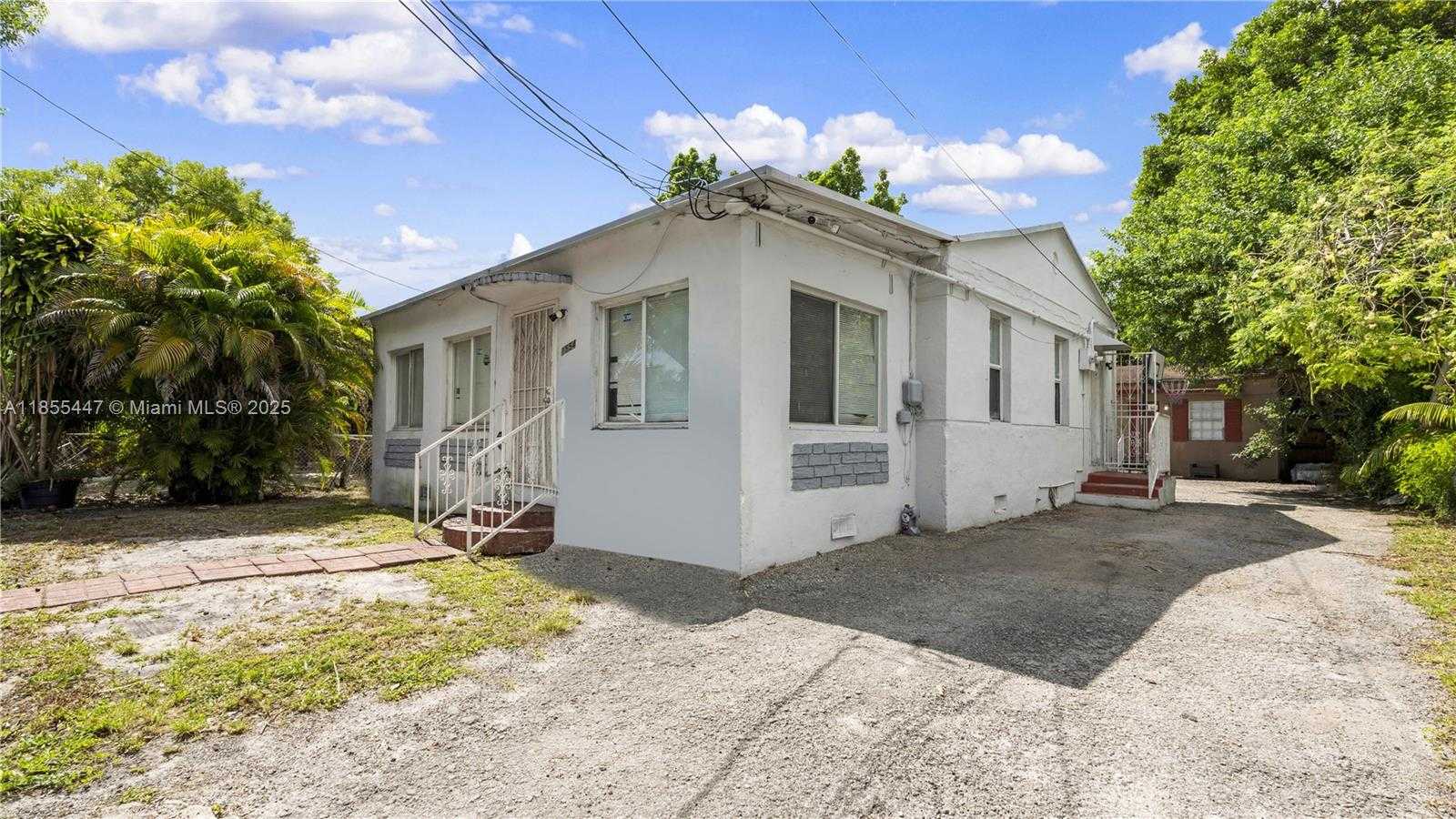 Small Image of 1554 NORTH WEST 58TH ST, Miami Number 4