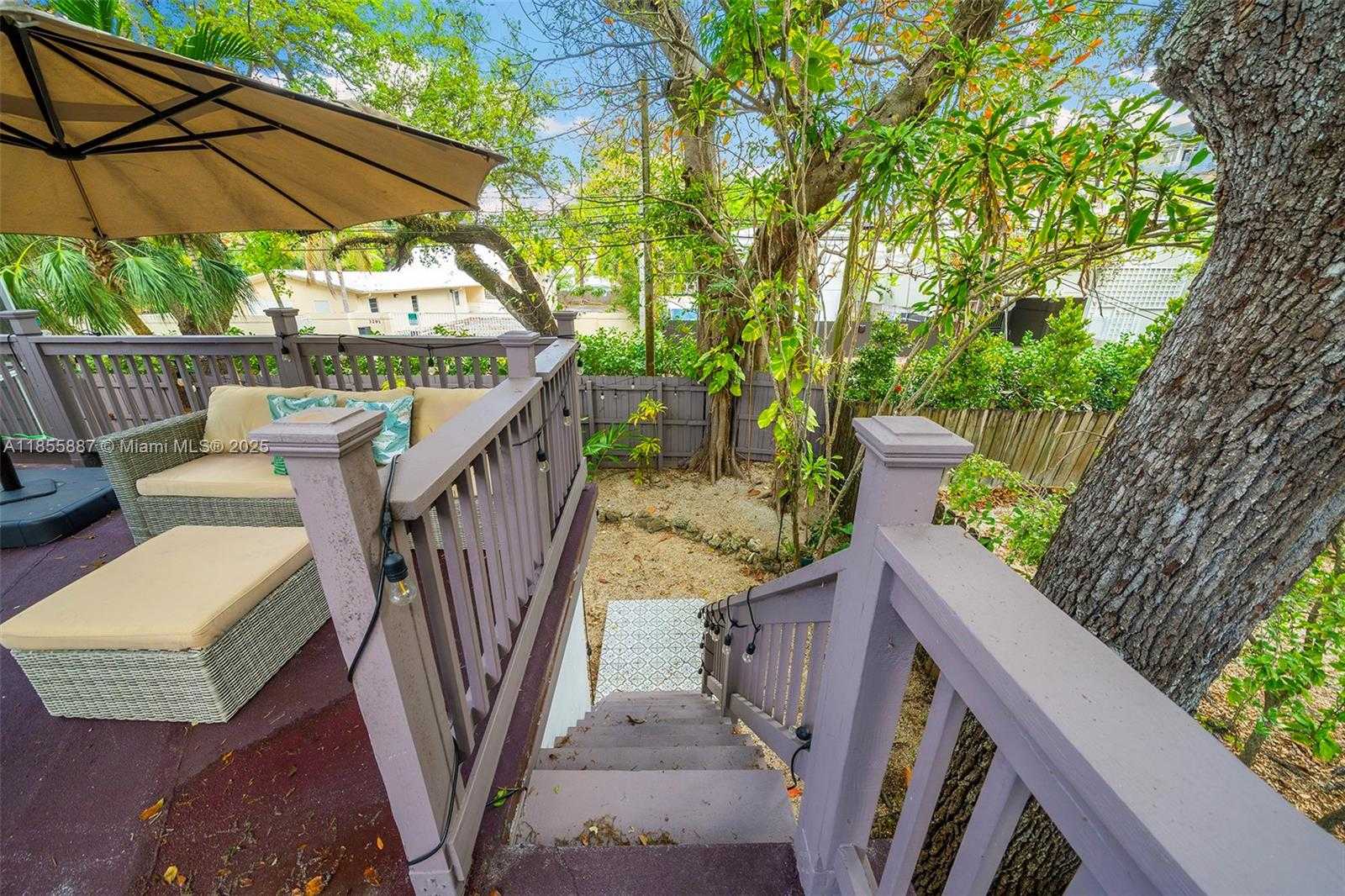 Small Image of 3586 MAIN HWY #3, Coconut Grove Number 48